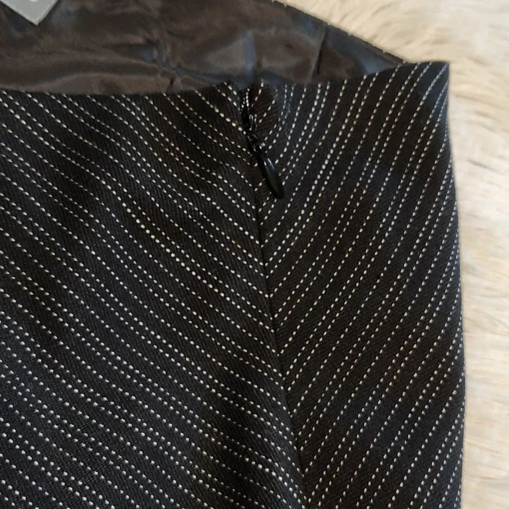 Josephine Chaus Flared A-Line Skirt Black White Pinstripe Careerwear Lined 14
